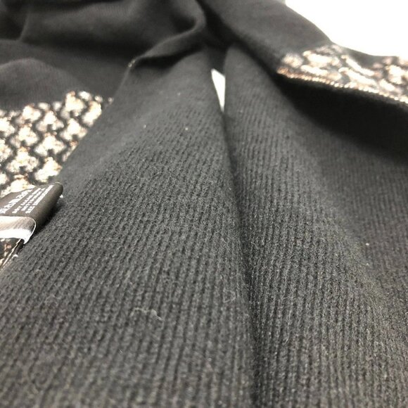 CHANEL Total Pattern CC Mark Apparel accessories Scarf Cashmere Black - Picture 10 of 15